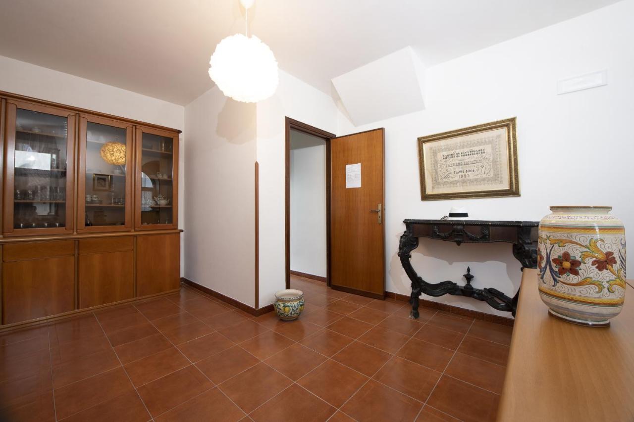 Lilla'S House - Amalfi Square & Close The Beach Buitenkant foto